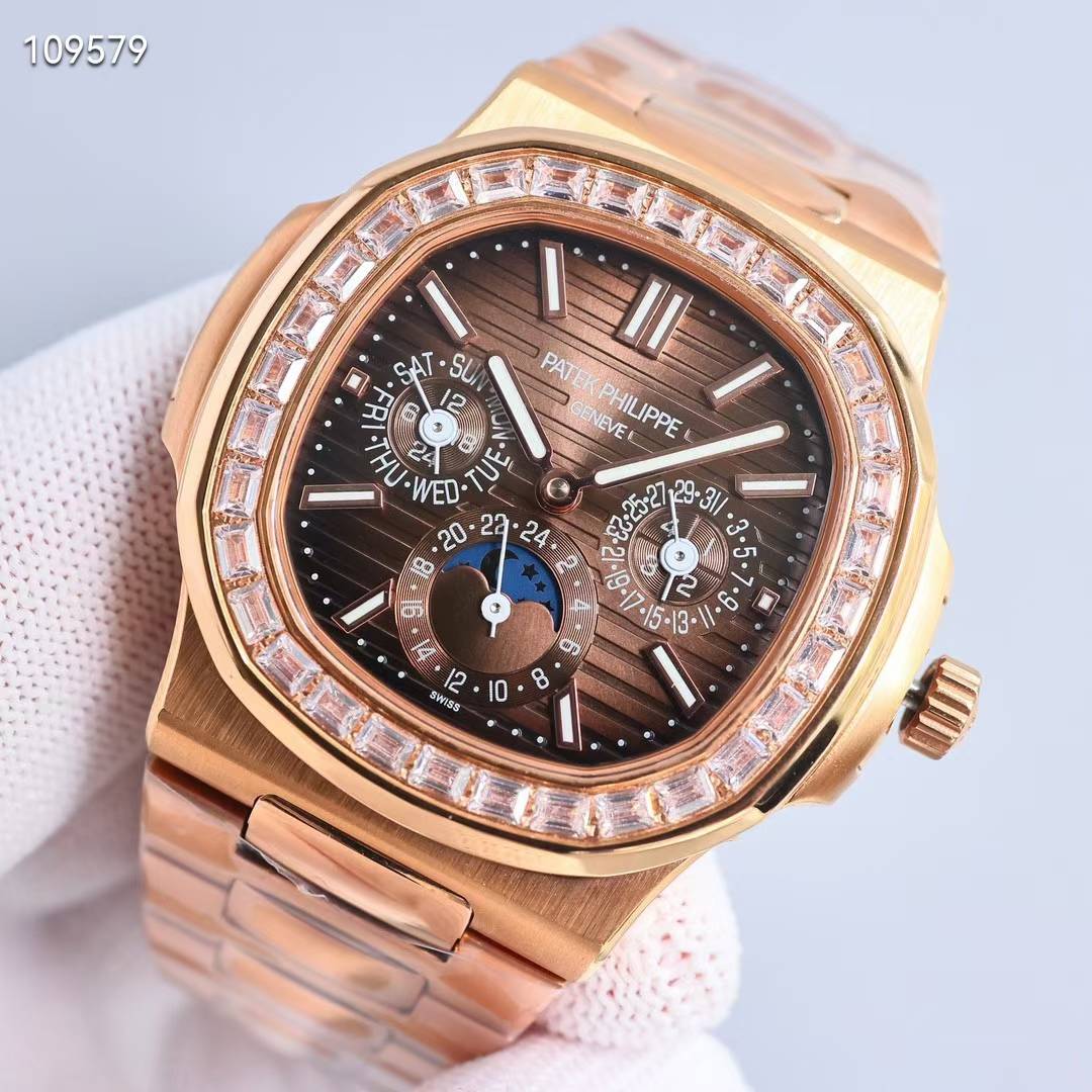 파텍필립 노틸러스 퍼페츄얼 캘린더 바게트 다이아 18k 도금 브라운 컬러 시계 워치